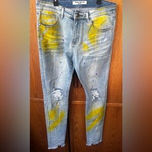 Trendy Men's Skinny Jeans with Artistic Yellow and Blue Design